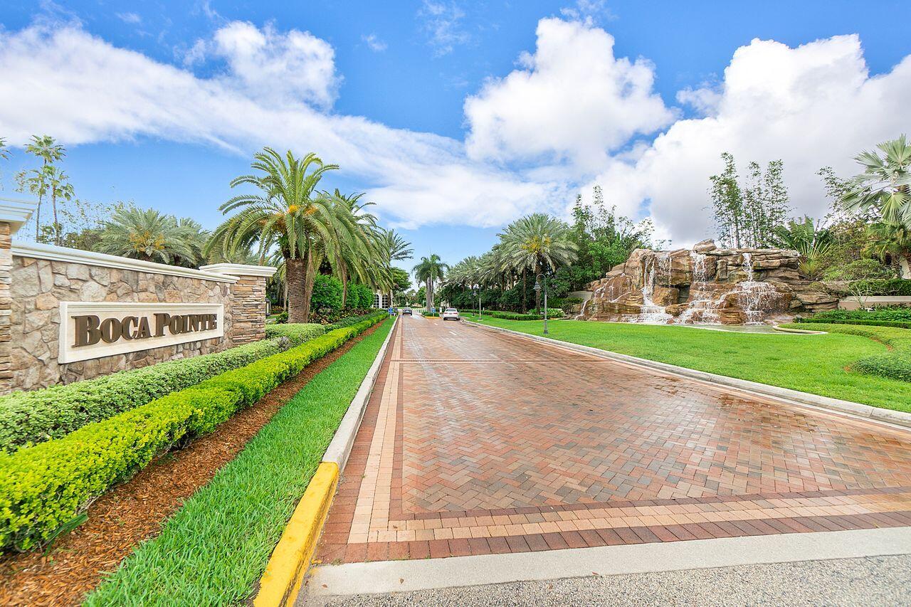 7508 La Paz #304, Boca Raton FL 33433