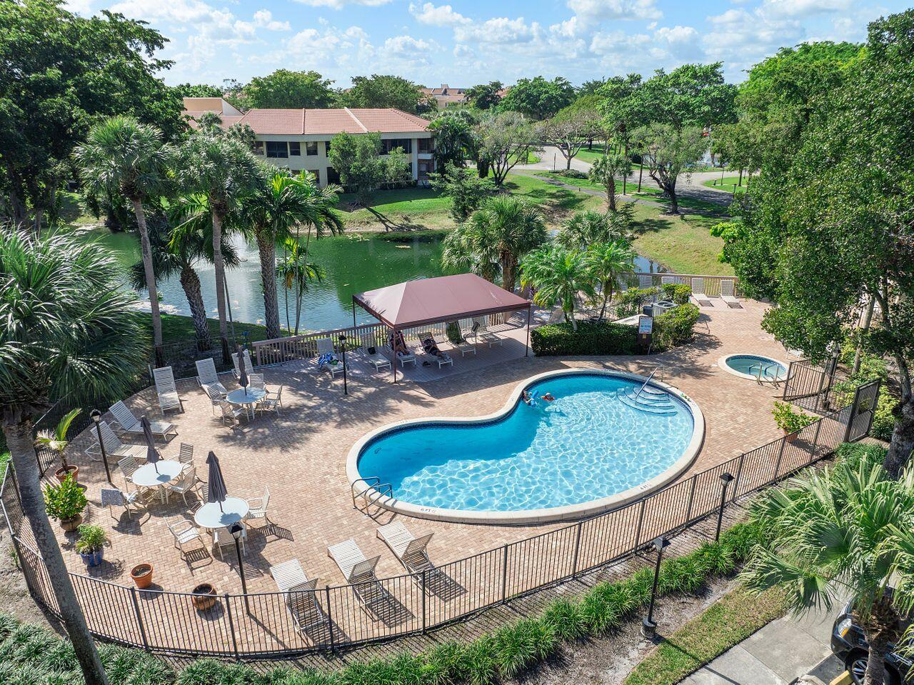 7508 La Paz #304, Boca Raton FL 33433