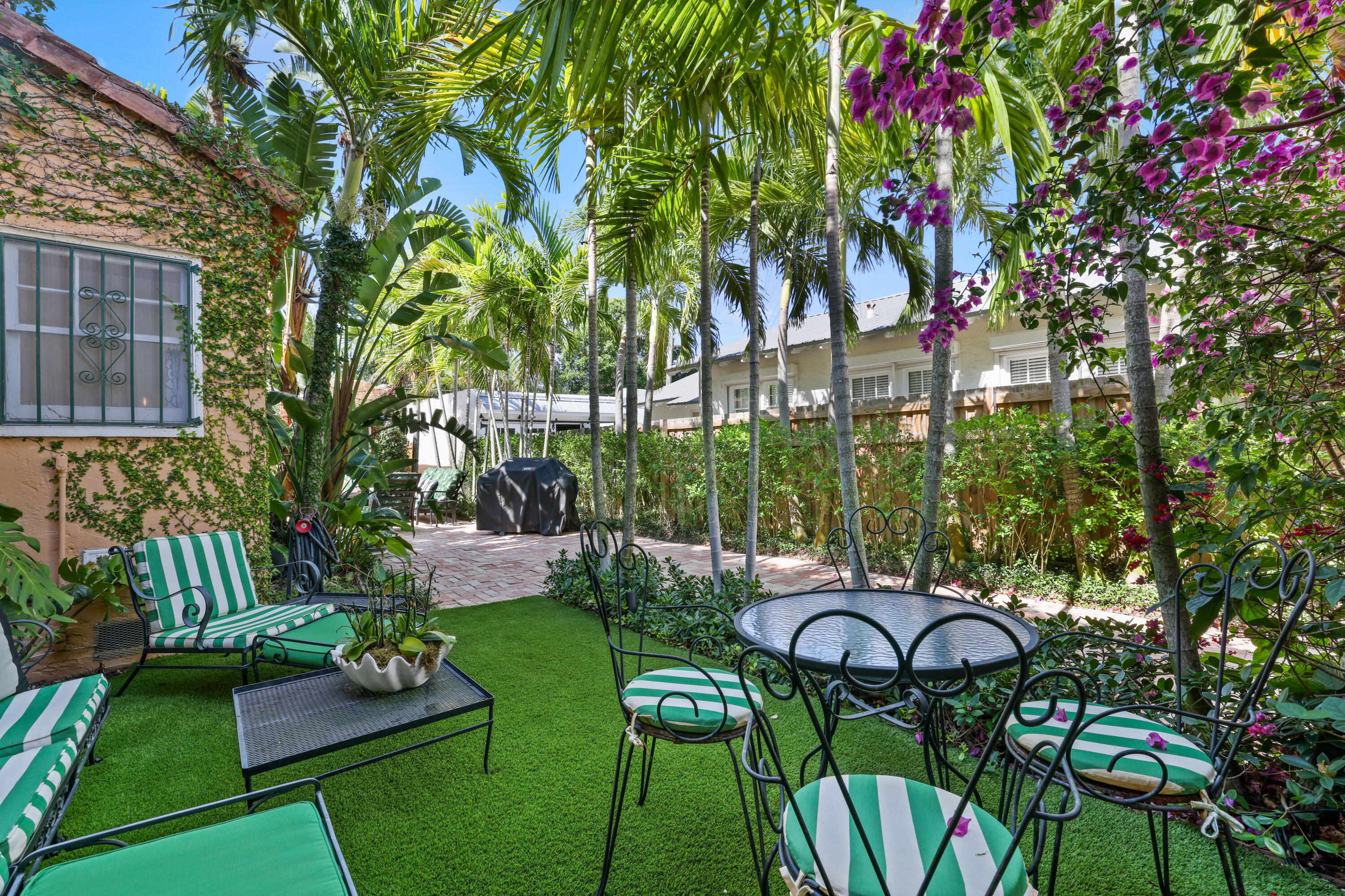 325 Greymon, West Palm Beach FL 33405