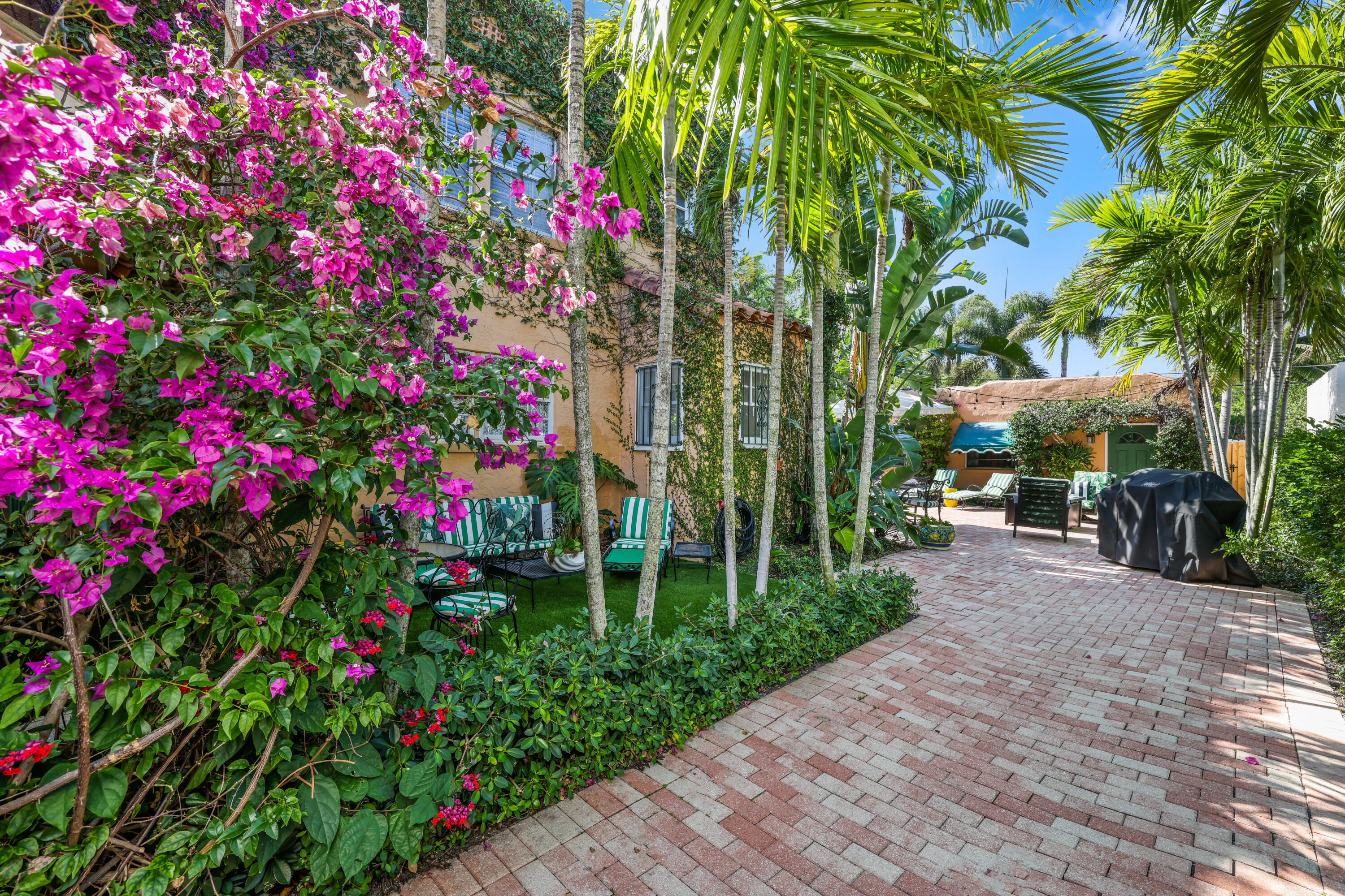 325 Greymon, West Palm Beach FL 33405
