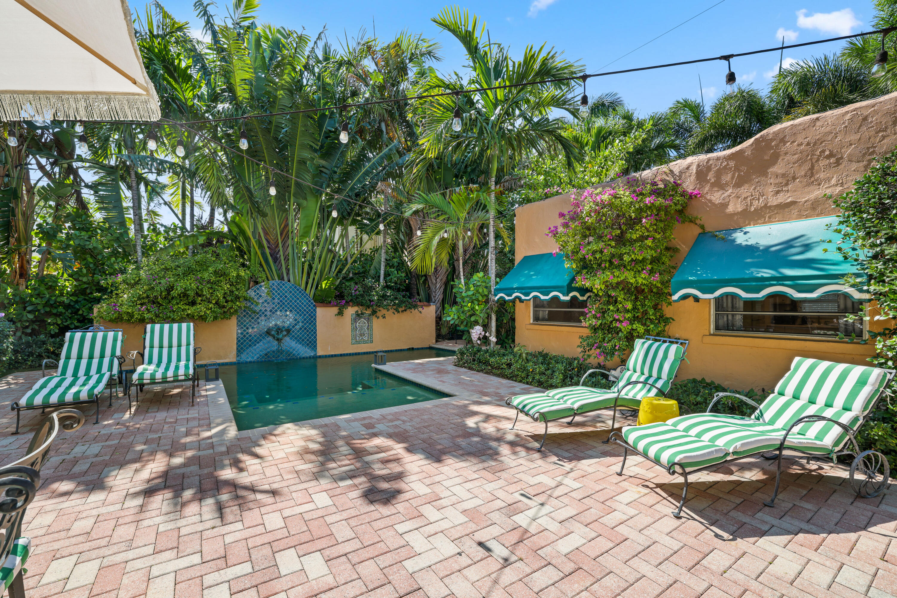 325 Greymon, West Palm Beach FL 33405