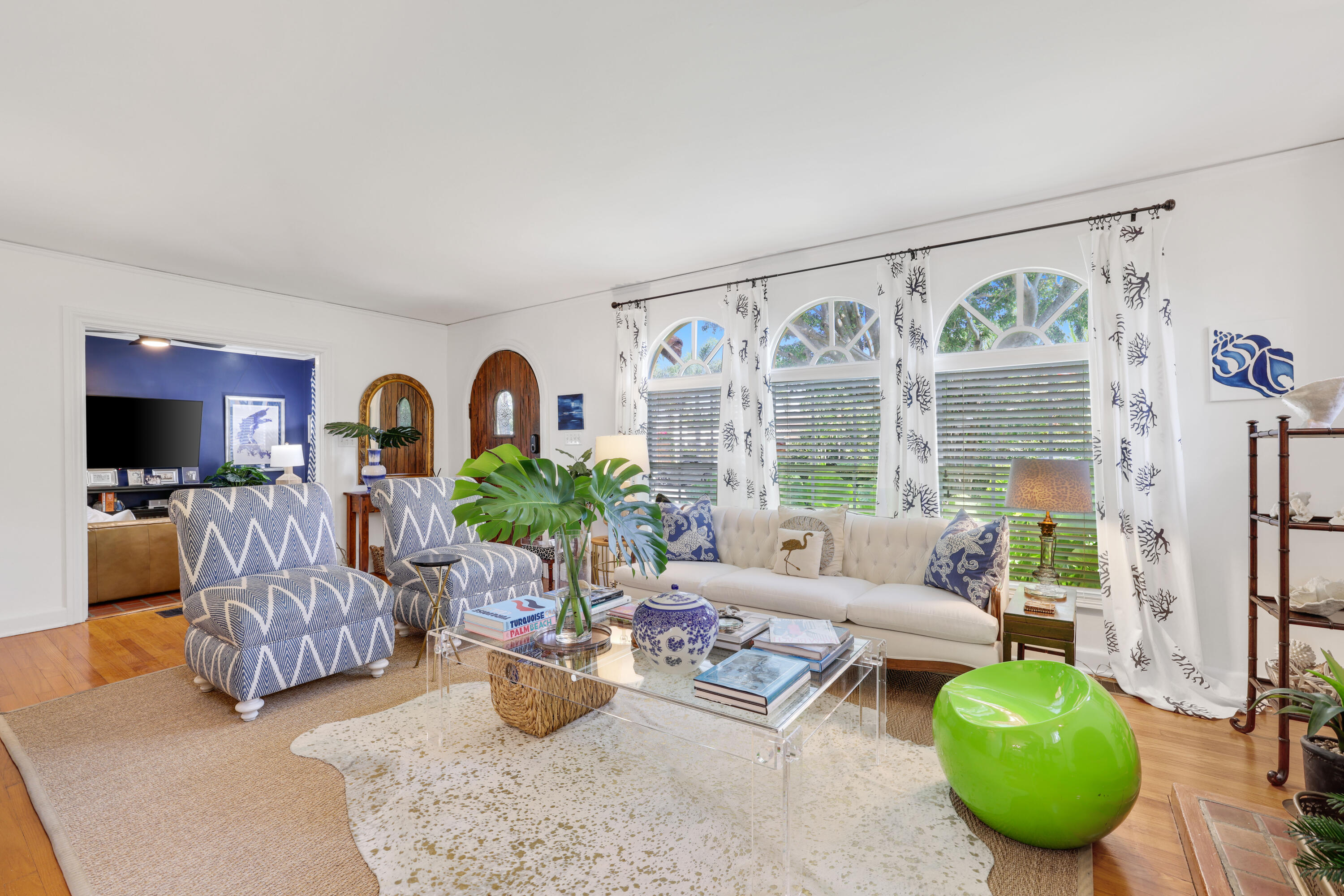 325 Greymon, West Palm Beach FL 33405