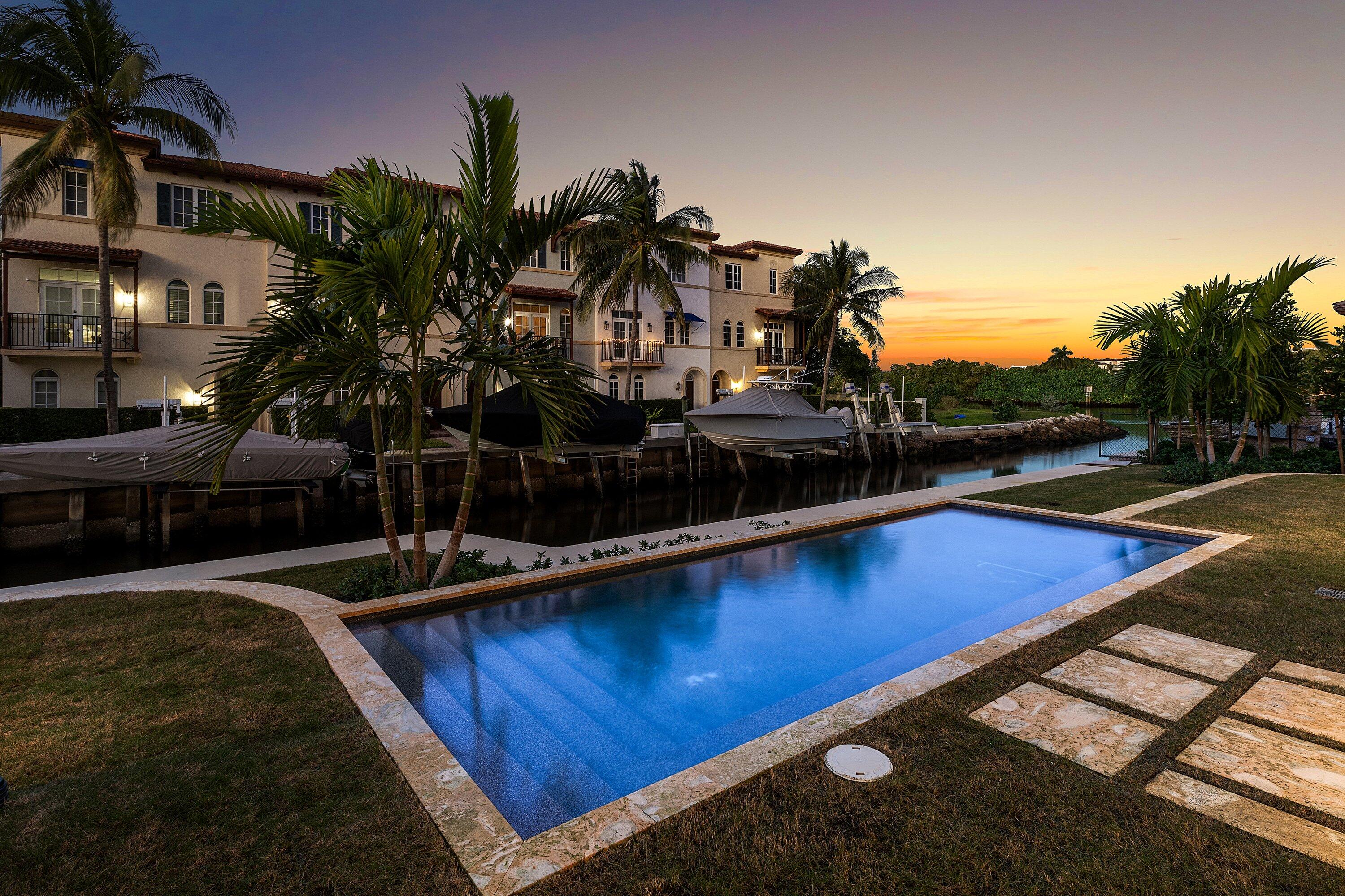 819 Bamboo Lane, Delray Beach FL 33483