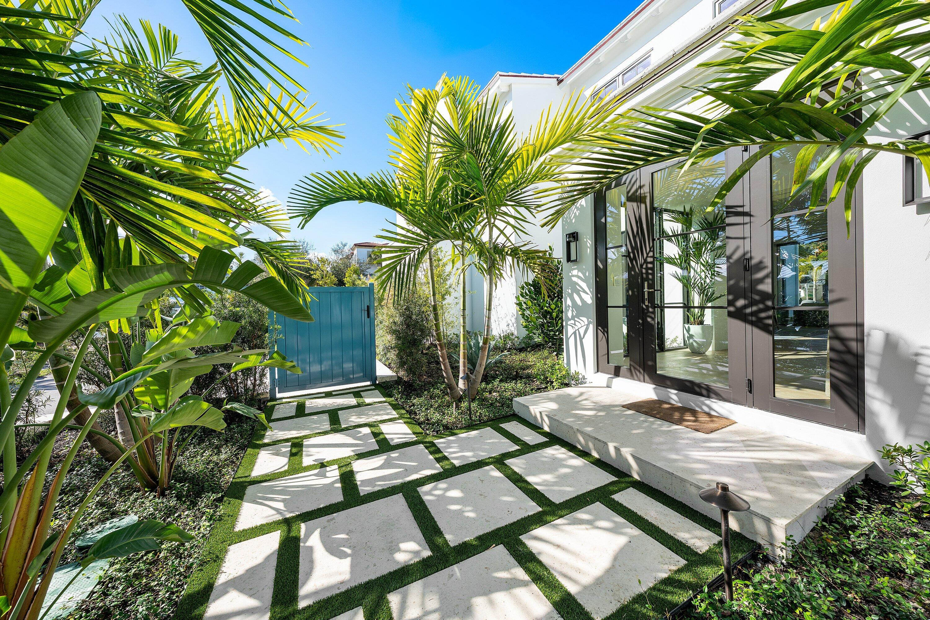 819 Bamboo Lane, Delray Beach FL 33483