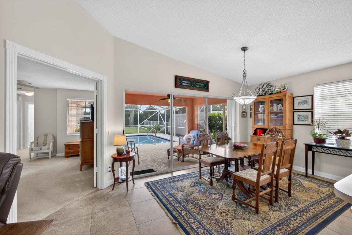 4238 Royal Oak, Palm Beach Gardens FL 33410