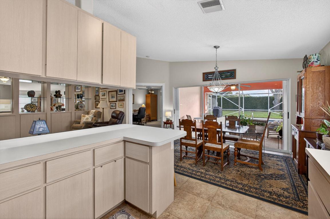 4238 Royal Oak, Palm Beach Gardens FL 33410