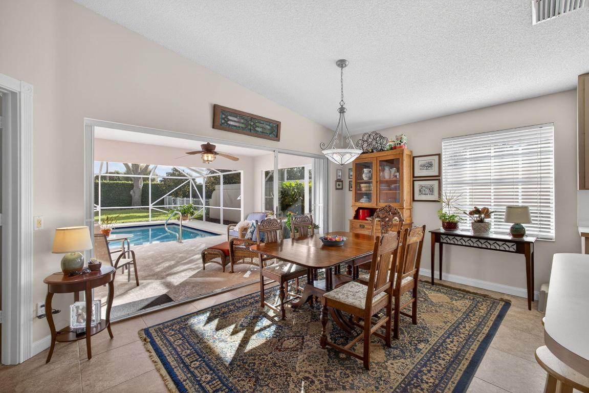 4238 Royal Oak, Palm Beach Gardens FL 33410