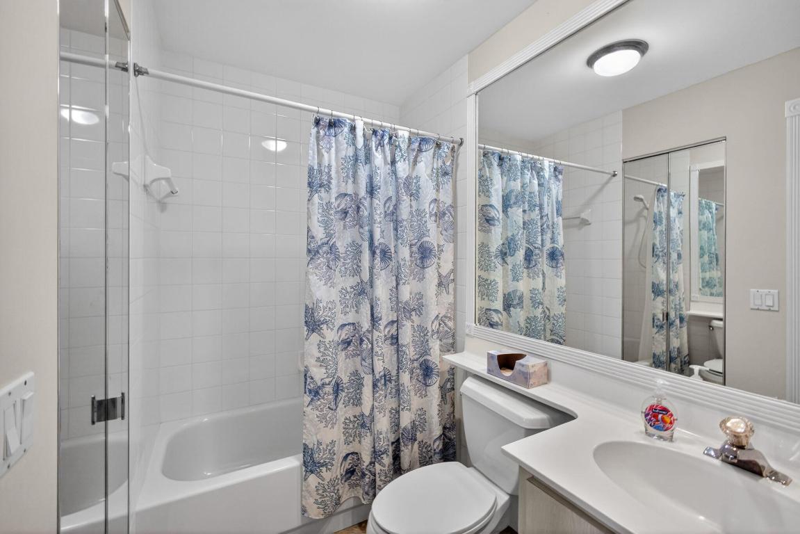 4238 Royal Oak, Palm Beach Gardens FL 33410