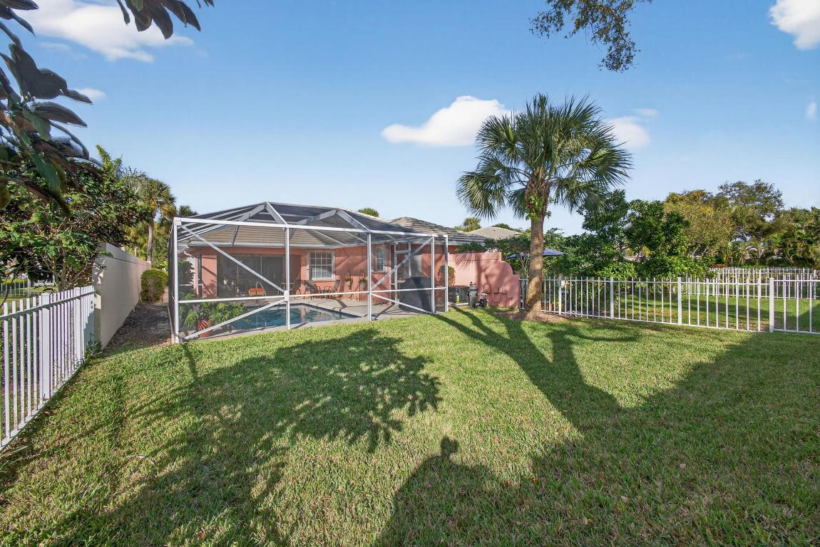 4238 Royal Oak, Palm Beach Gardens FL 33410