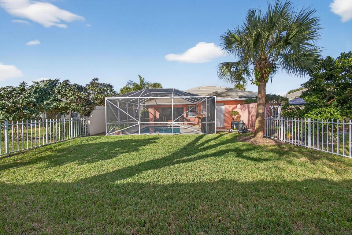 4238 Royal Oak, Palm Beach Gardens FL 33410