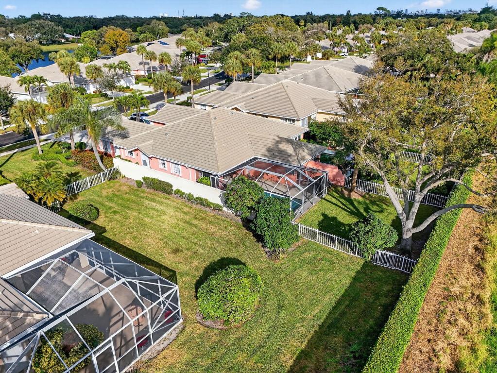 4238 Royal Oak, Palm Beach Gardens FL 33410