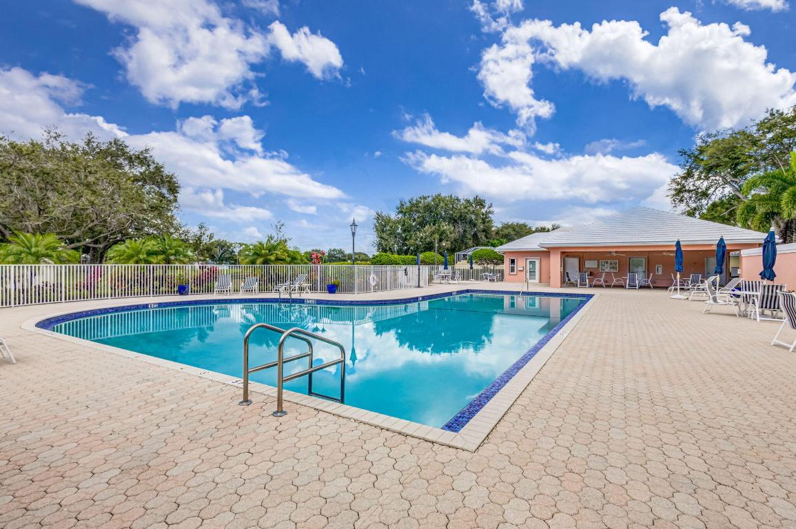 4238 Royal Oak, Palm Beach Gardens FL 33410