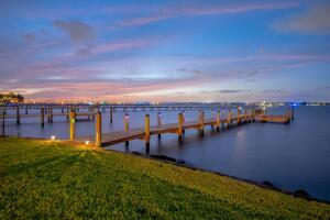 901 SE Riverside, Stuart FL 34994