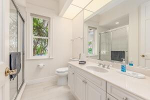 901 SE Riverside, Stuart FL 34994