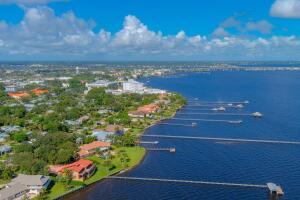 901 SE Riverside, Stuart FL 34994