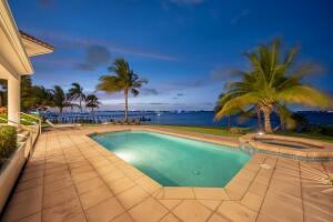 901 SE Riverside, Stuart FL 34994