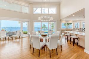901 SE Riverside, Stuart FL 34994