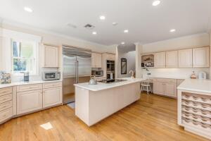 901 SE Riverside, Stuart FL 34994