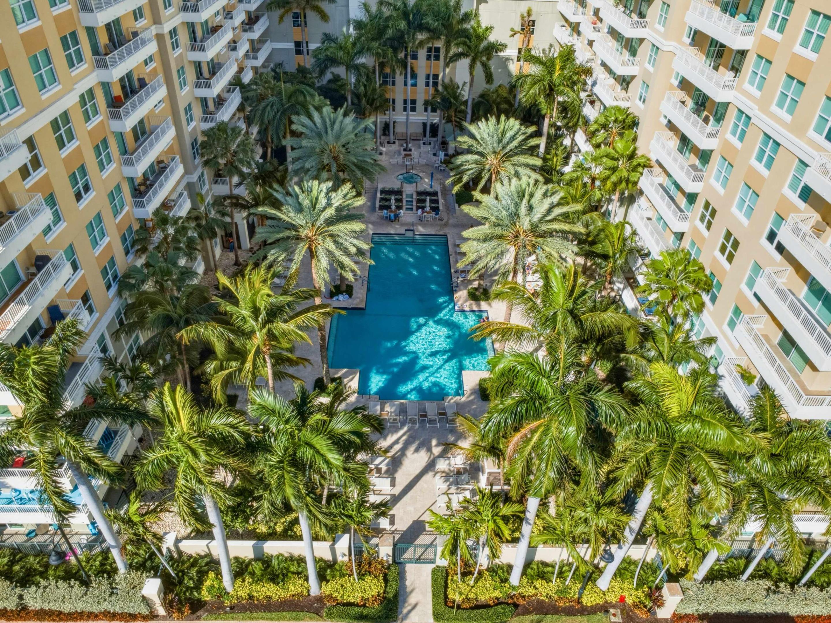 625 Casa Loma #1206, Boynton Beach FL 33435