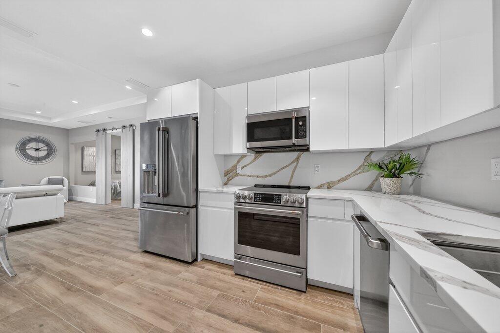 41 SW Seminole #304, Stuart FL 34994
