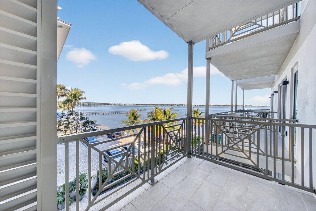 41 SW Seminole #304, Stuart FL 34994