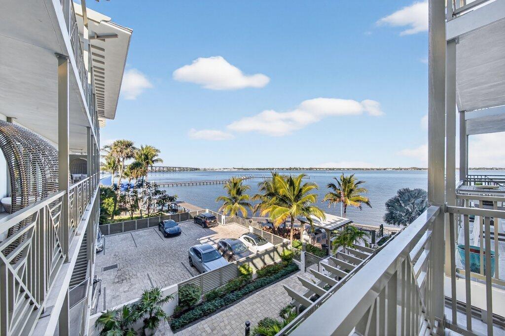 41 SW Seminole #304, Stuart FL 34994