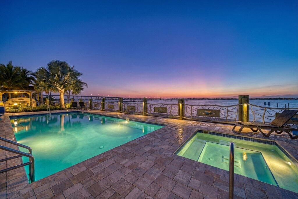 41 SW Seminole #304, Stuart FL 34994