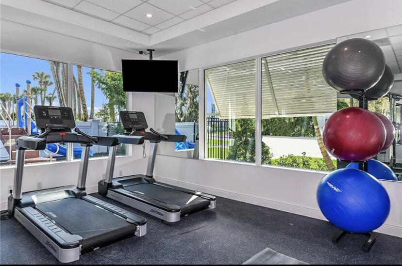 562 Parsons, Deerfield Beach FL 33442