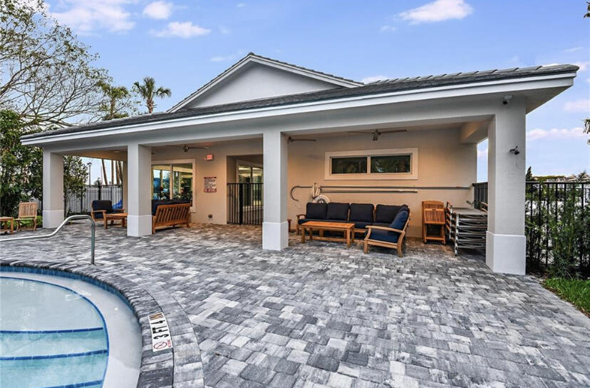 562 Parsons, Deerfield Beach FL 33442
