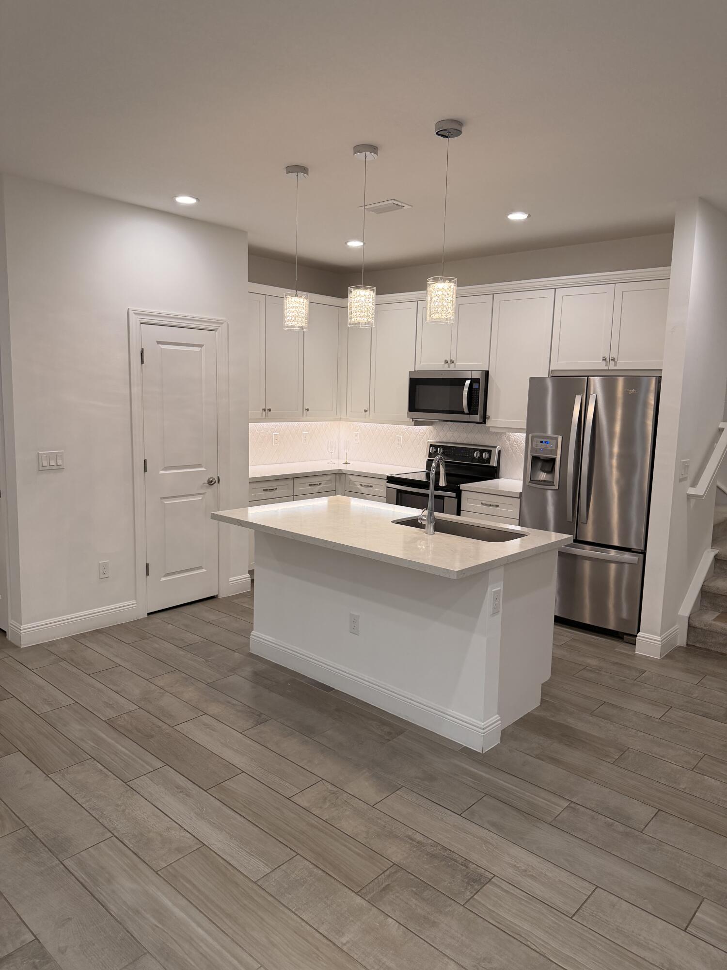 562 Parsons, Deerfield Beach FL 33442