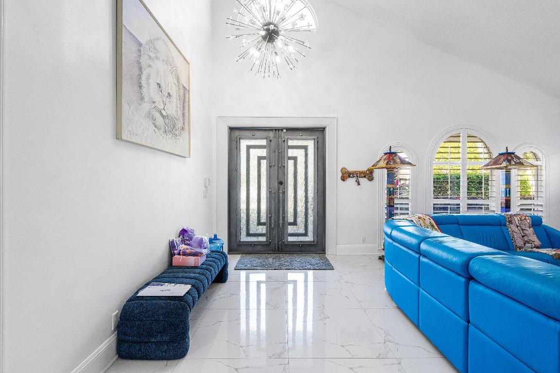 678 Carriage Hill, Boca Raton FL 33486