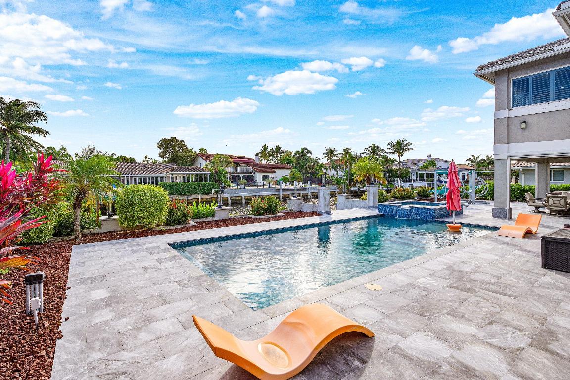 678 Carriage Hill, Boca Raton FL 33486