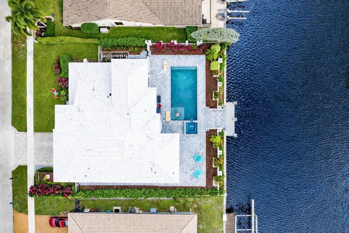 678 Carriage Hill, Boca Raton FL 33486