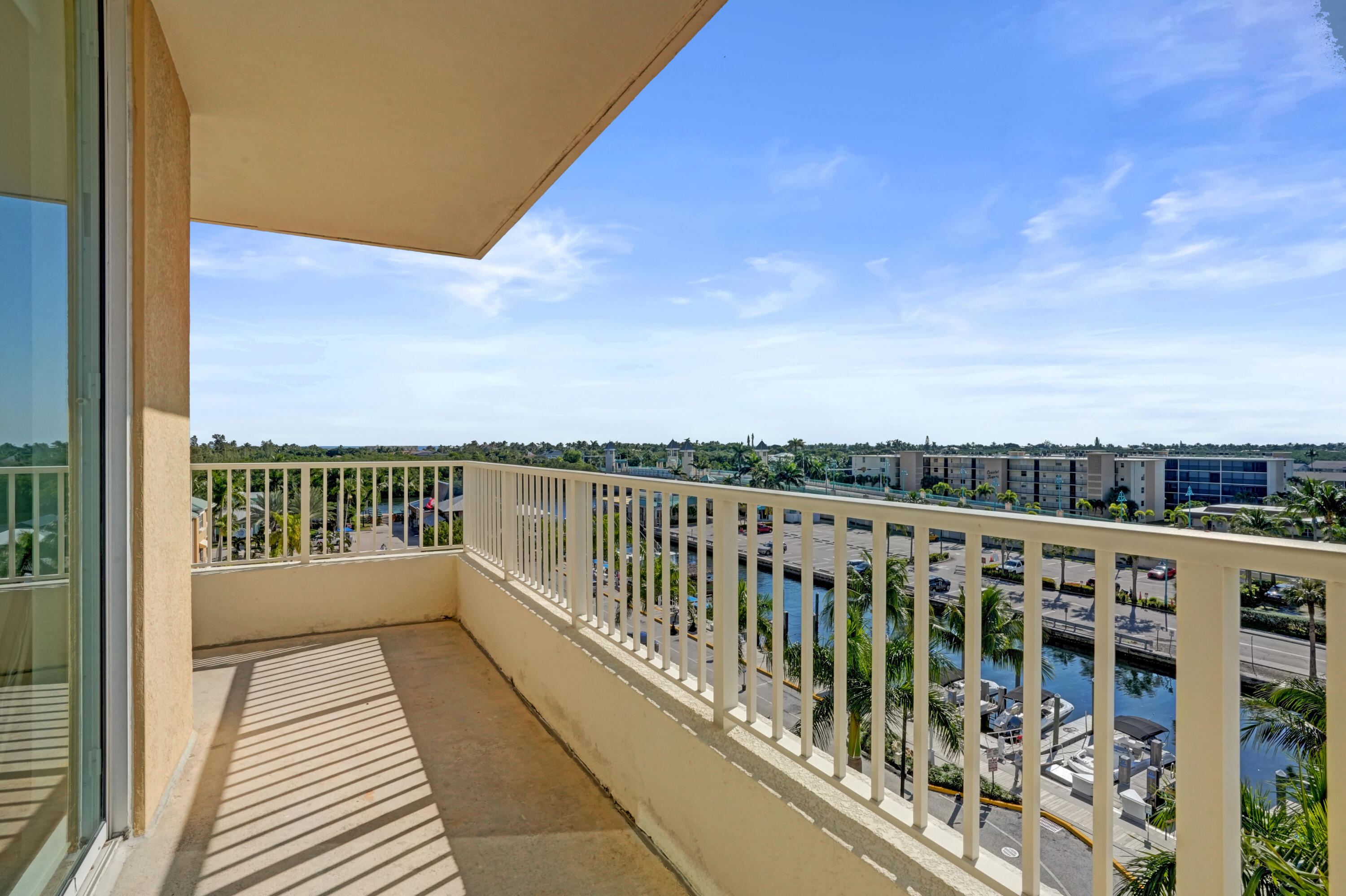 625 Casa Loma #602, Boynton Beach FL 33435