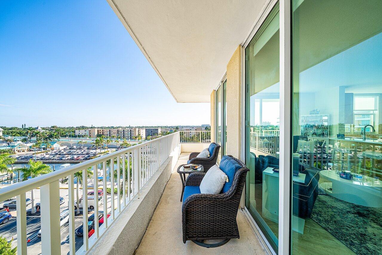 625 Casa Loma #602, Boynton Beach FL 33435