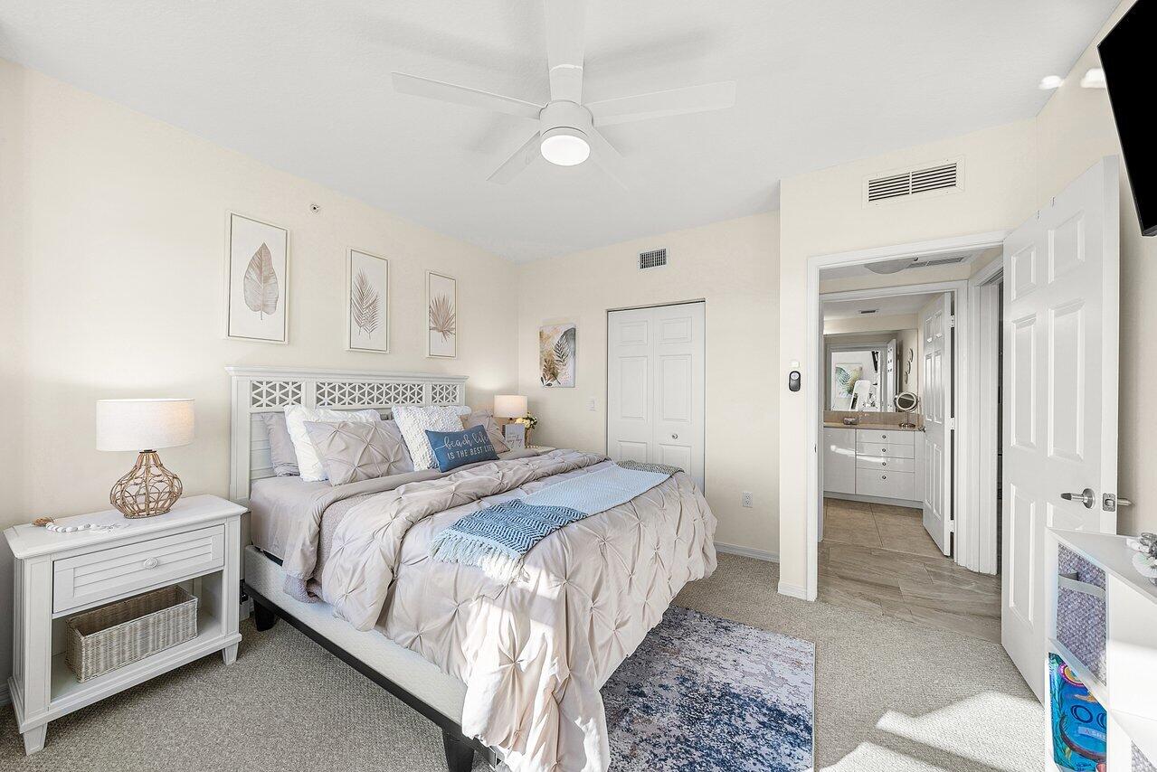 625 Casa Loma #602, Boynton Beach FL 33435