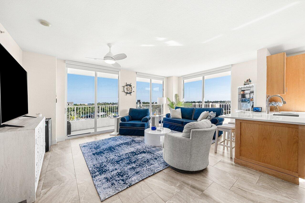 625 Casa Loma #602, Boynton Beach FL 33435