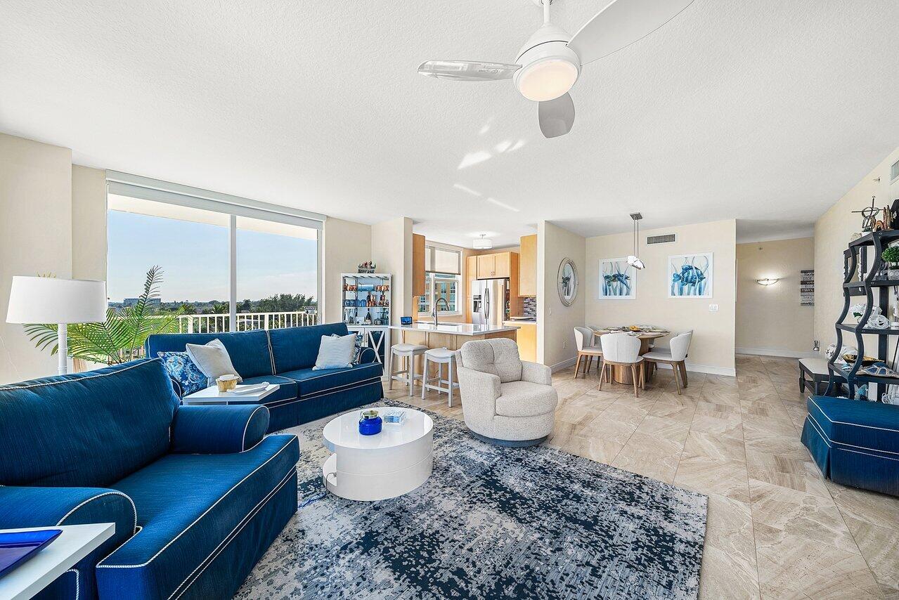 625 Casa Loma #602, Boynton Beach FL 33435