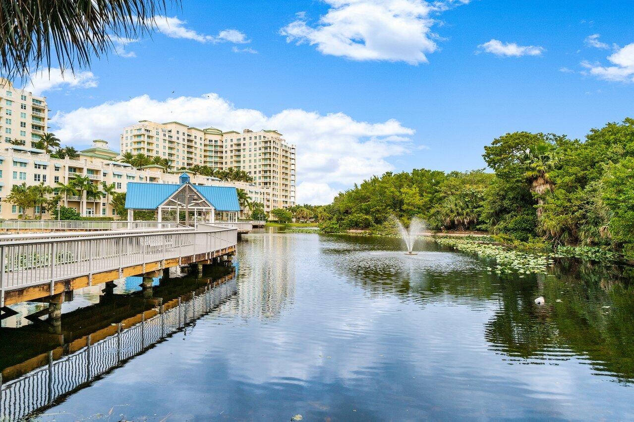 625 Casa Loma #602, Boynton Beach FL 33435