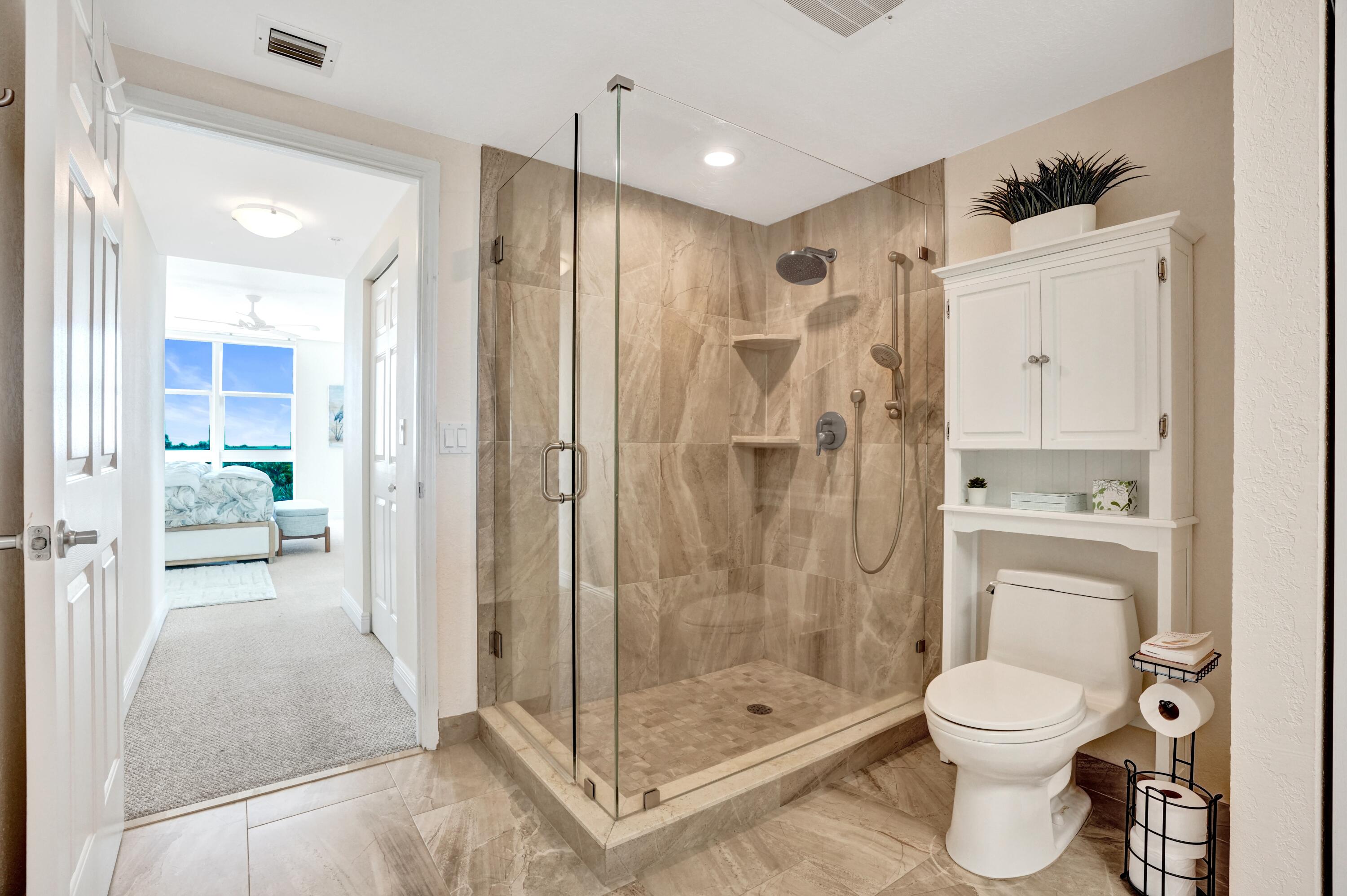 625 Casa Loma #602, Boynton Beach FL 33435