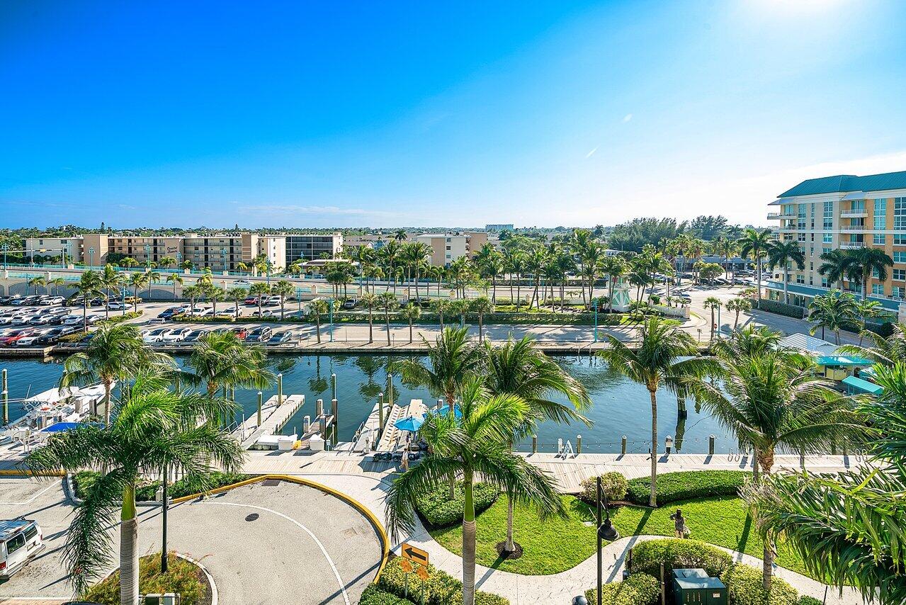 625 Casa Loma #602, Boynton Beach FL 33435