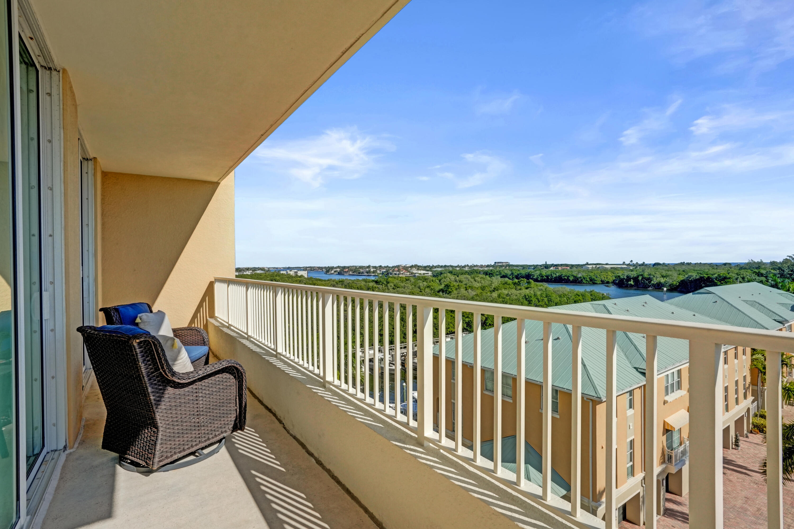 625 Casa Loma #602, Boynton Beach FL 33435