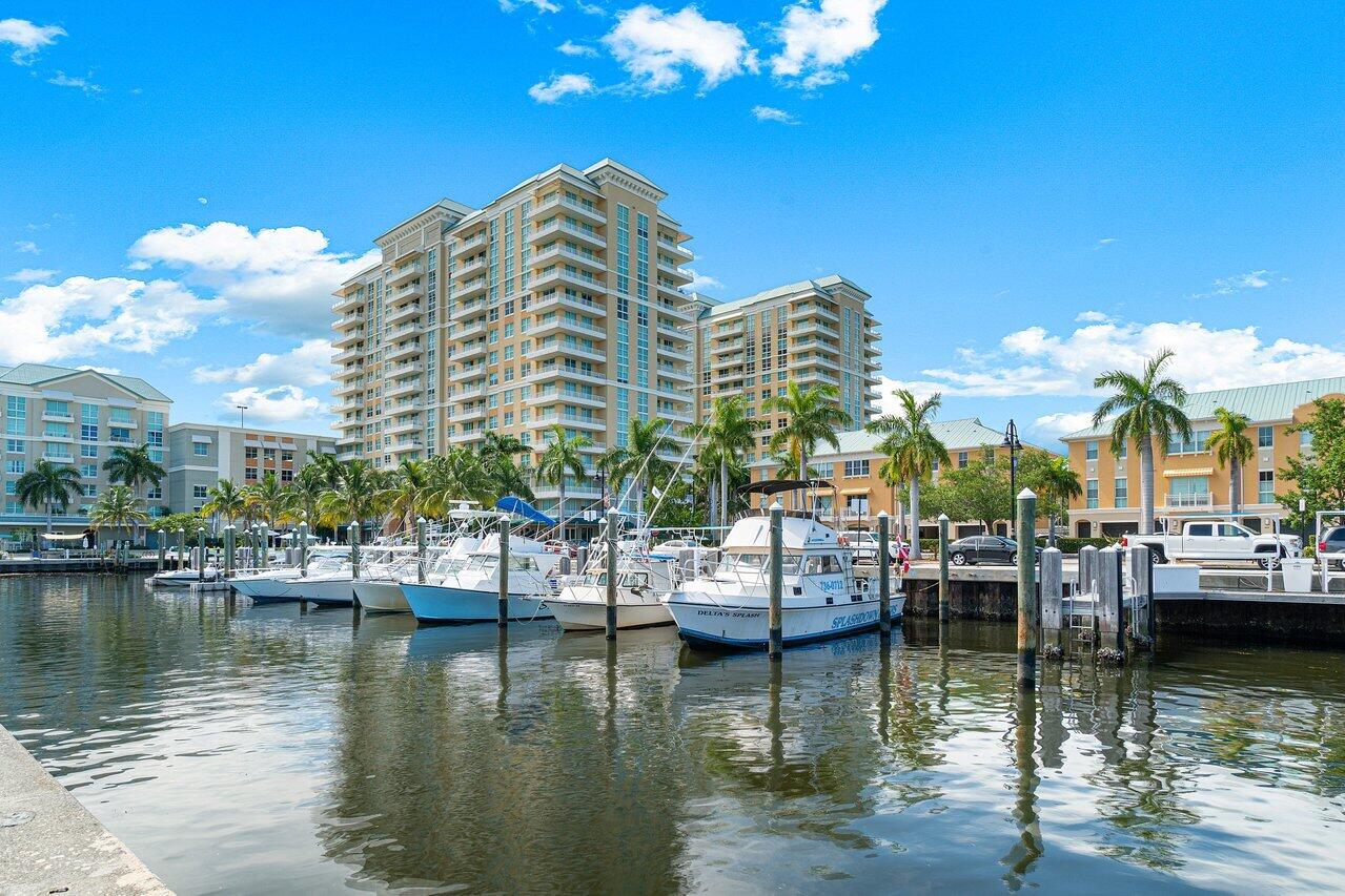 625 Casa Loma #602, Boynton Beach FL 33435