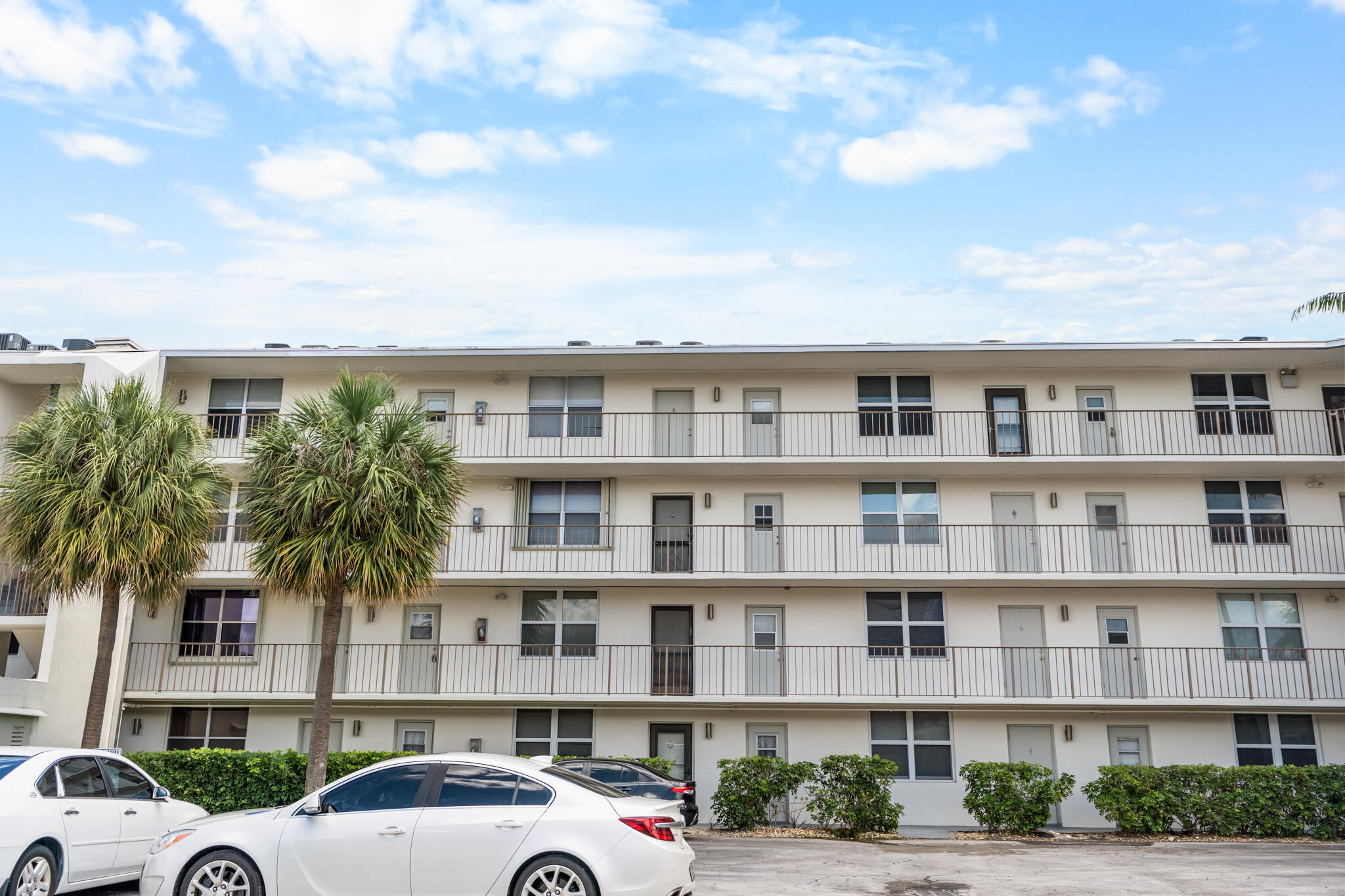 4501 NE 21st #406, Fort Lauderdale FL 33308