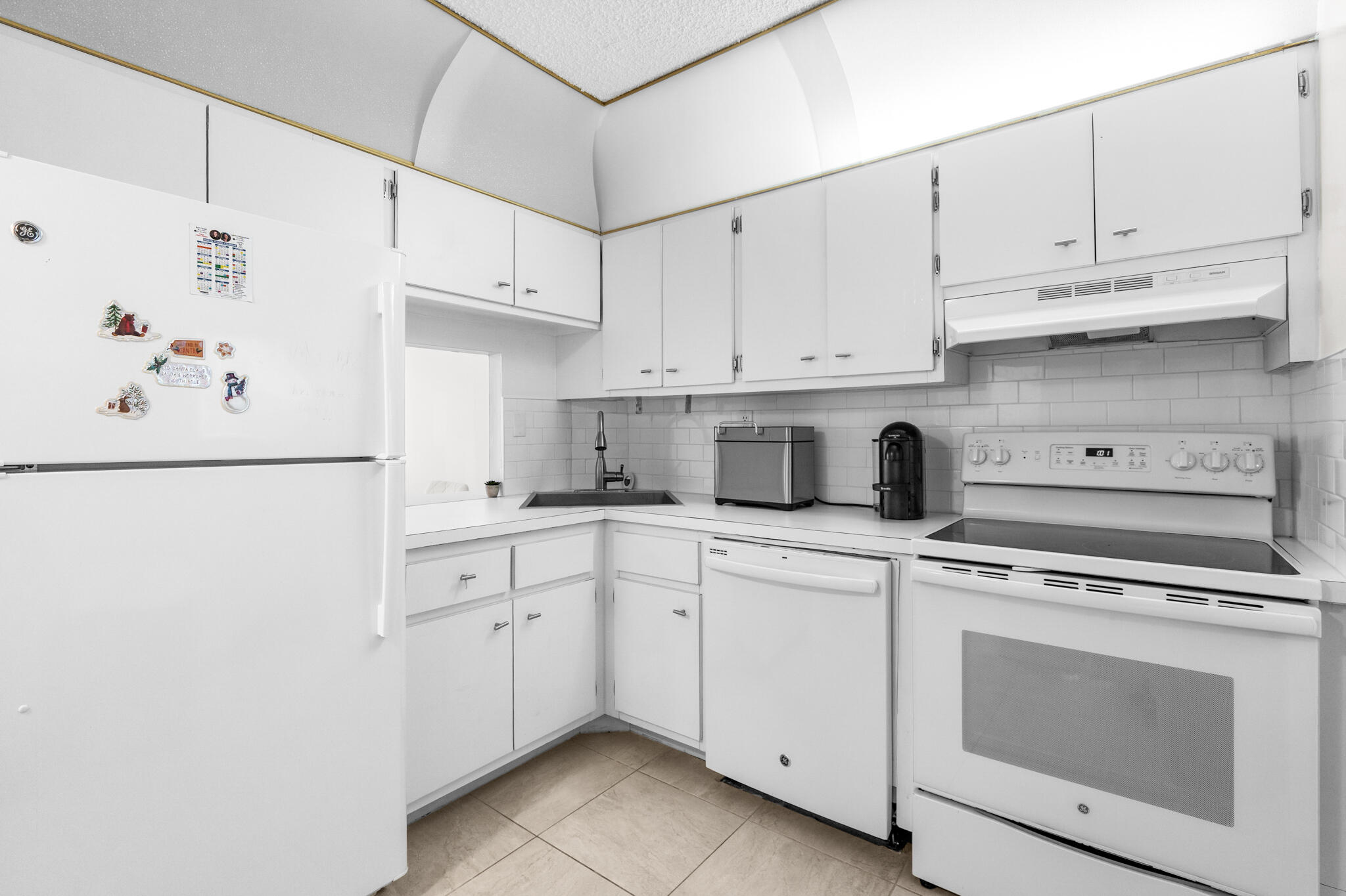 4501 NE 21st #406, Fort Lauderdale FL 33308
