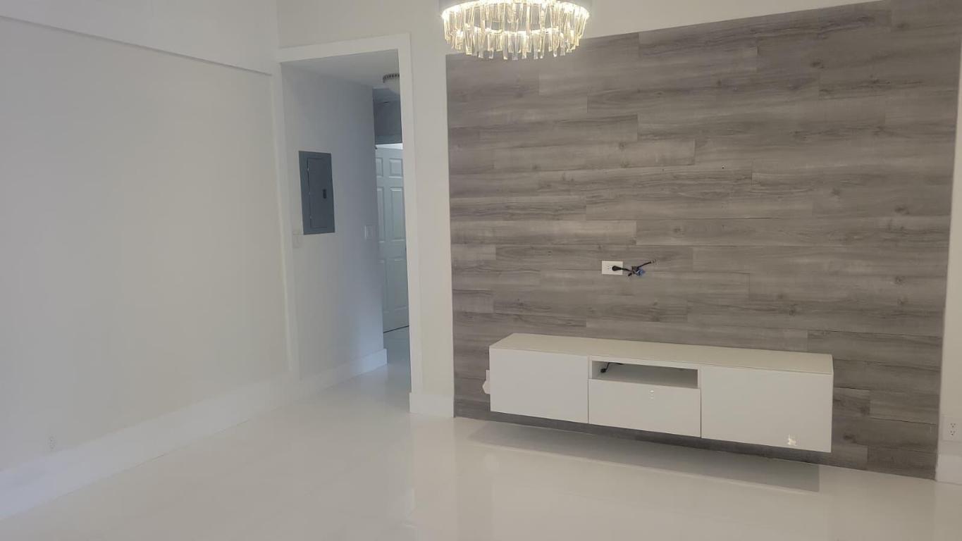 19002 Cloud Lake, Boca Raton FL 33496