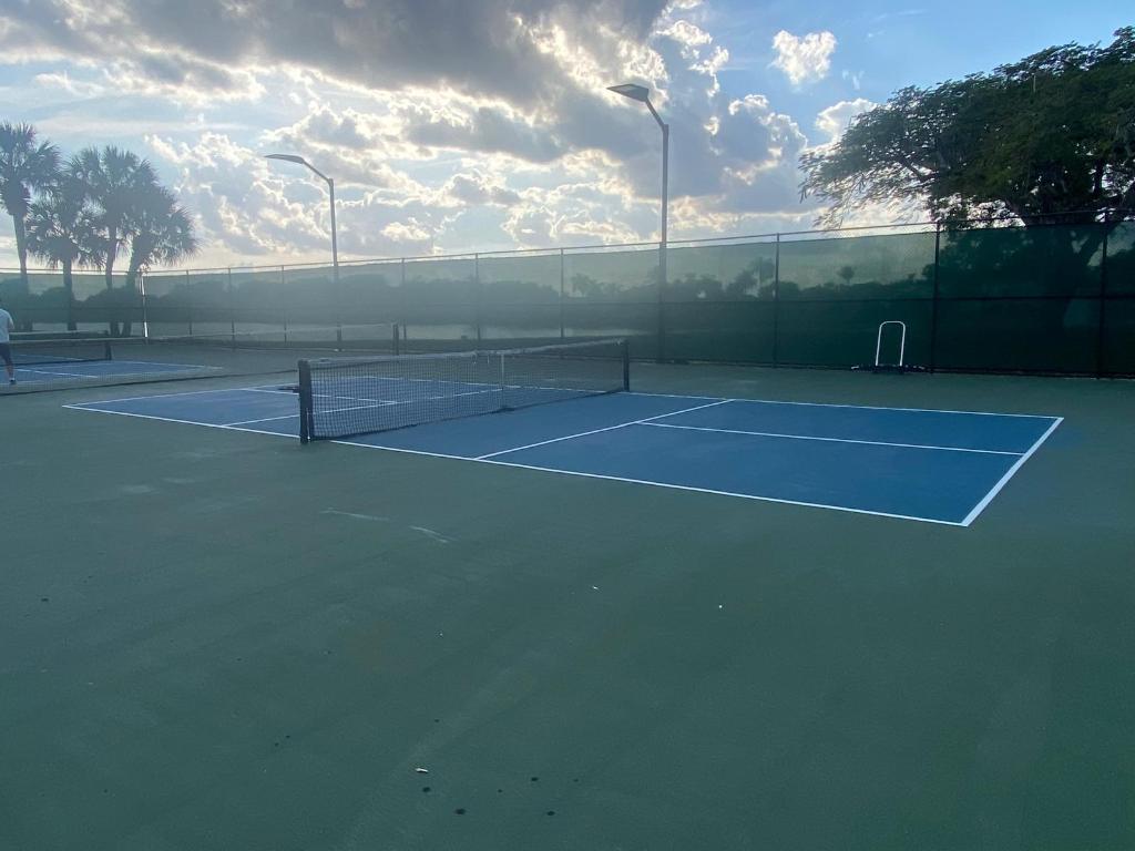 19002 Cloud Lake, Boca Raton FL 33496