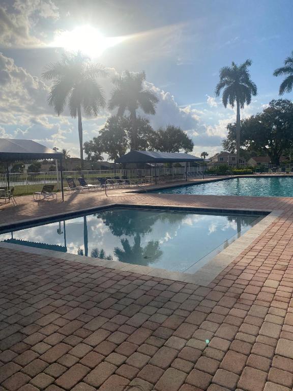 19002 Cloud Lake, Boca Raton FL 33496