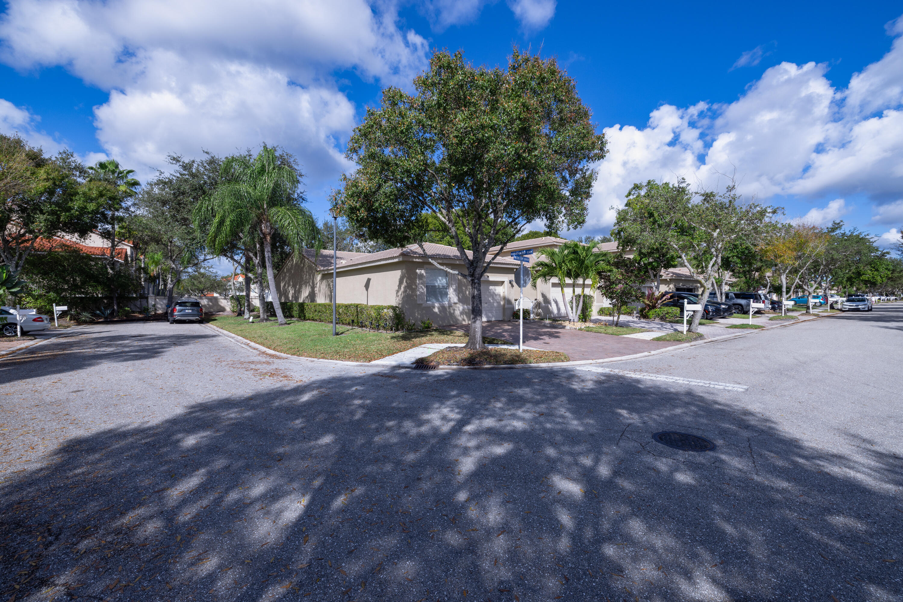 2131 Man Of War, West Palm Beach FL 33411