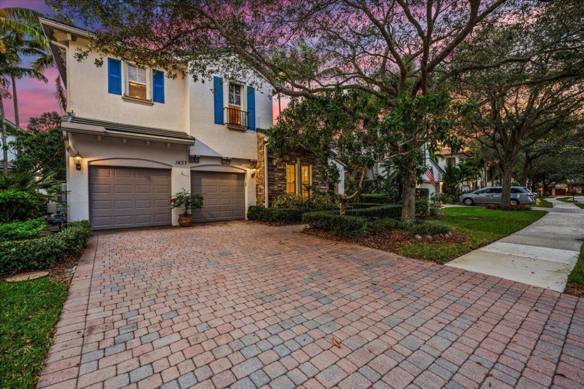 1437 Barlow, Palm Beach Gardens FL 33410